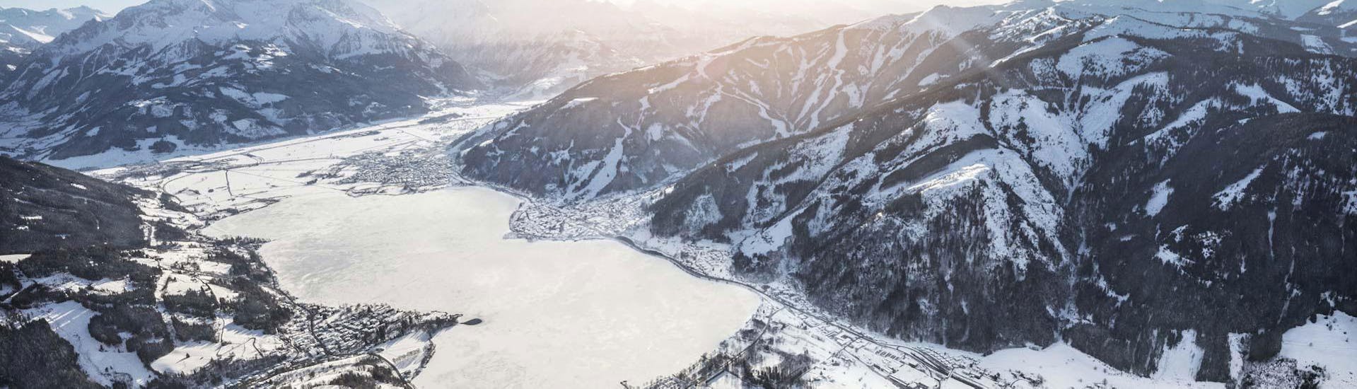 Ein Bild der wunderschönen schneebedeckten Berge Kapruns von Skischule Bruck Fusch.