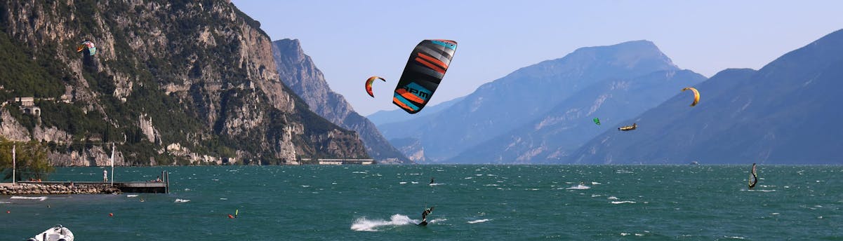 surfen-navene_SEM-Resort-Hero .