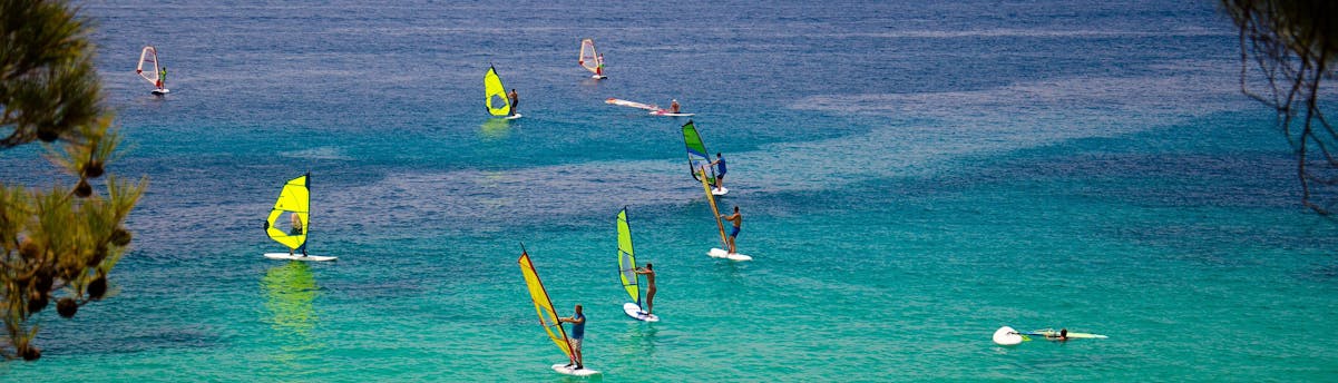 surfing-zlatni-rat_SEM-Resort-Hero .