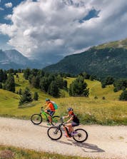 Ciclismo de montaña Val Gardena (c) Shutterstock