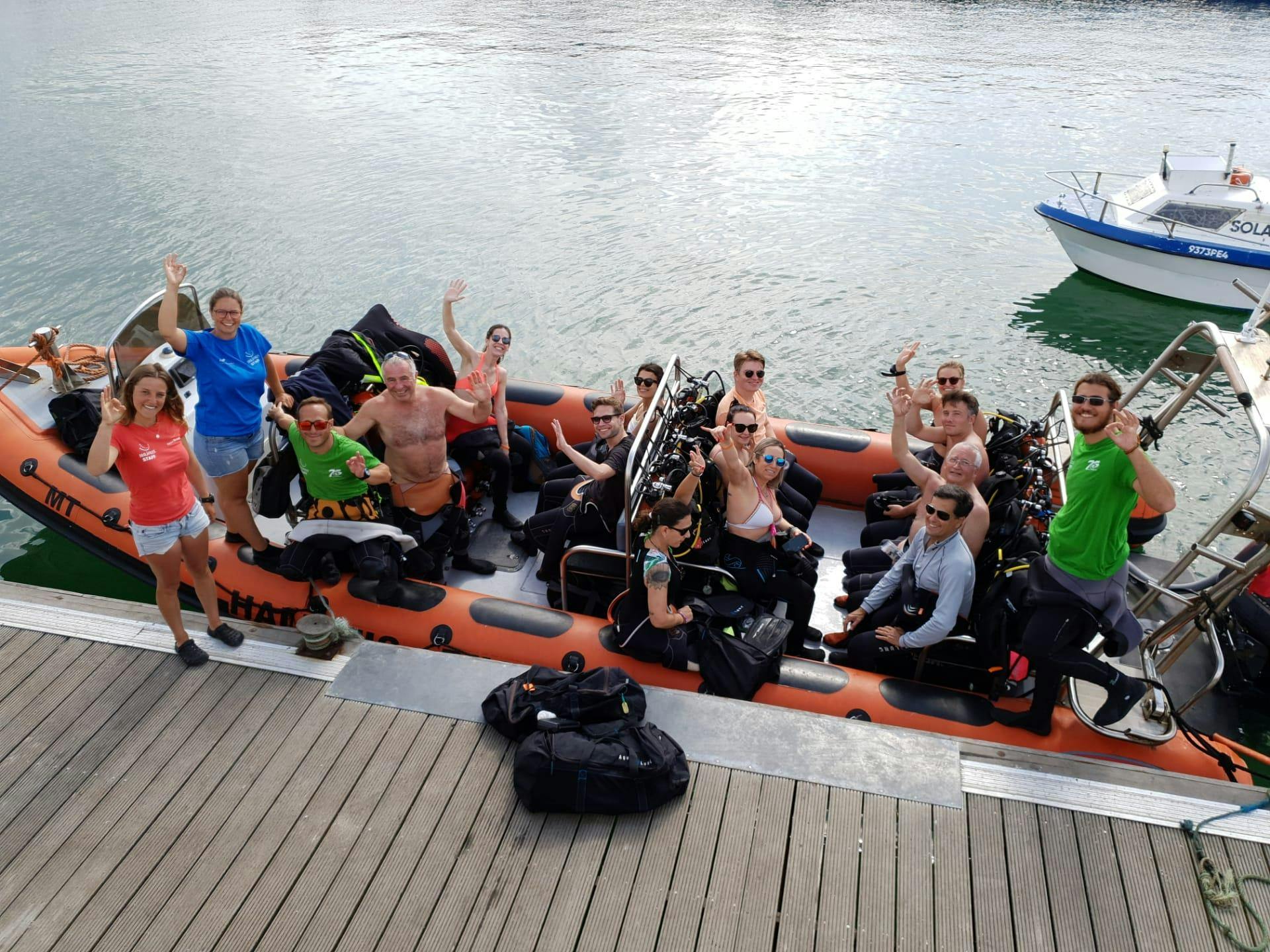 WhatsApp Image 2019-10-30 at 10.25.57 Panorama mozzafiato con montagne e mare, dove hanno luogo le attività di Haliotis Peniche.