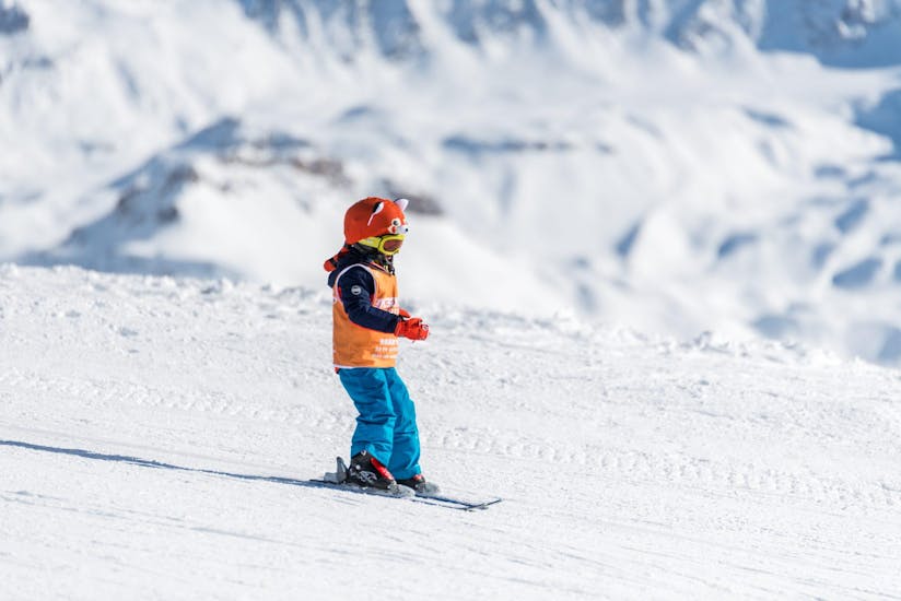 Lezioni private di sci per bambini per tutti i livelli con École de ski Starski Grand Bornand.