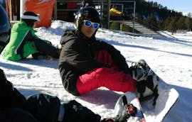 Una clase privada de snowboard tiene lugar en Baqueira con la Escuela Ski Baqueira.