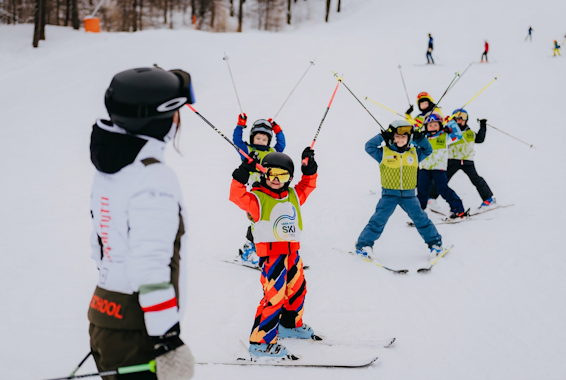 Kids Ski Lessons (3-15 y.) - Beginners Kids Ski Lessons (3-15 y.) - Beginners