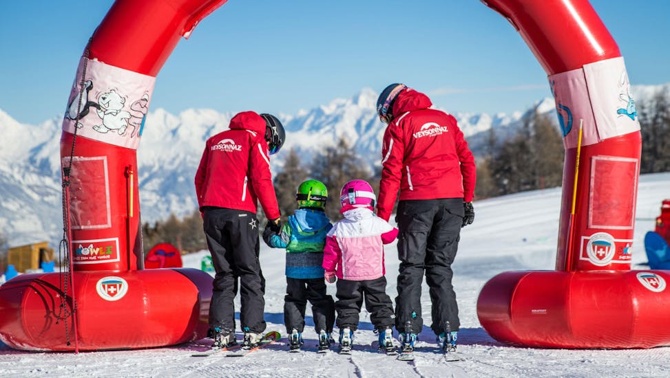 Kinder-Skikurs (3-5 J.) - Ganztags mit Schweizer Skischule Veysonnaz.