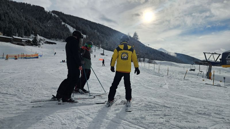 Ski Lessons (from 7 y.) in Small Groups for First Timers.