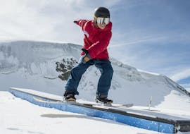 Lezioni private di Snowboard per tutti i livelli con 1. Swiss Ski School Samnaun.