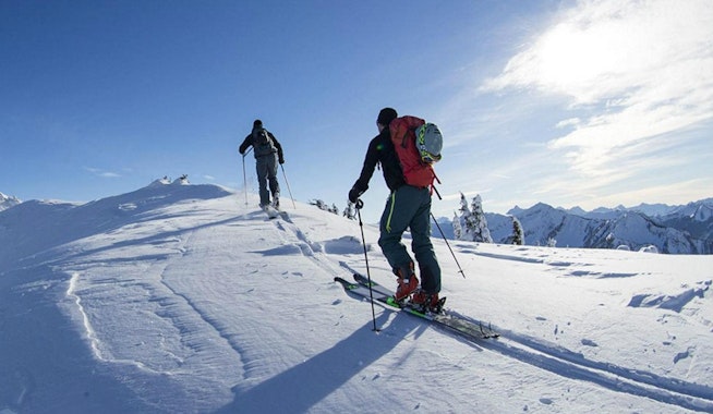Ski Touring Guide for Advanced Skiers