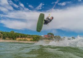 Privater Kitesurfkurs (ab 10 J.) in Thiessow auf Rügen mit ProBoarding Rügen Privater Kitesurfkurs (ab 10 J.) in Thiessow auf Rügen mit ProBoarding Rügen.