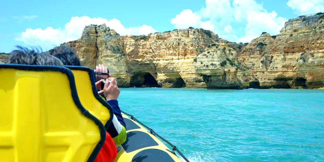 Gita in barca da Albufeira con osservazione della fauna selvatica e visita turistica.
