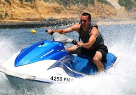 Jetski in Albufeira met Dream Wave Albufeira Foto van een man op de jetski in Albufeira met Dream Wave Albufeira.