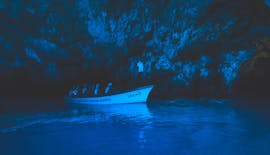 Balade en bateau dans les 5 îles incl. Blue Cave et Hvar avec Toto Travel Dubrovnik & Split.