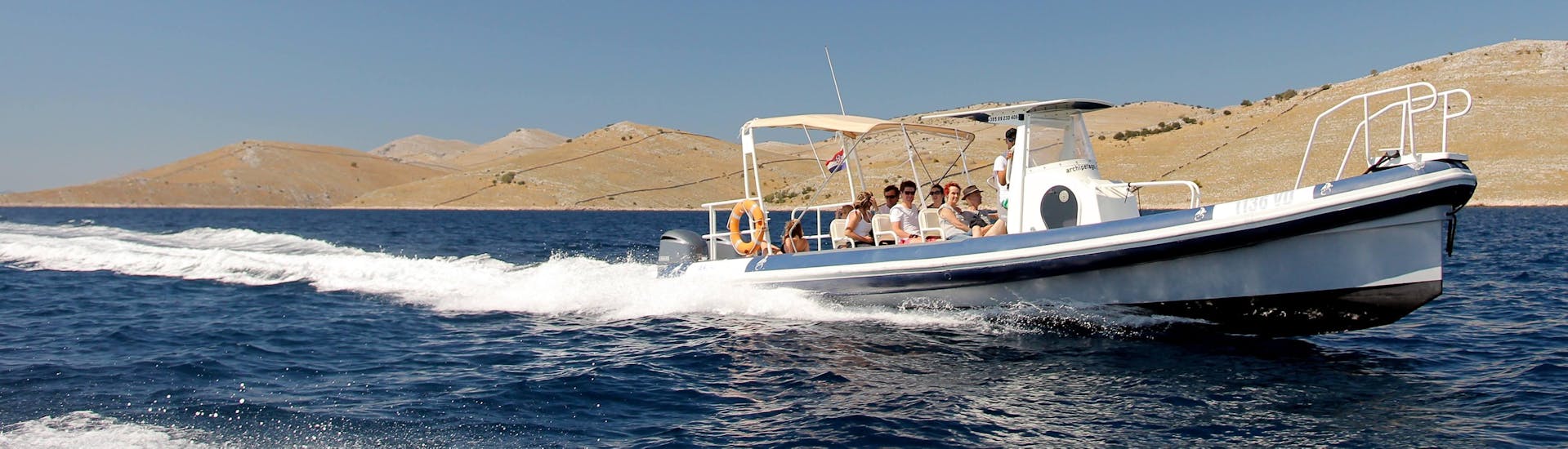 Gita in barca a Parco Nazionale Isole Kornati con bagno in mare e osservazione della fauna selvatica.