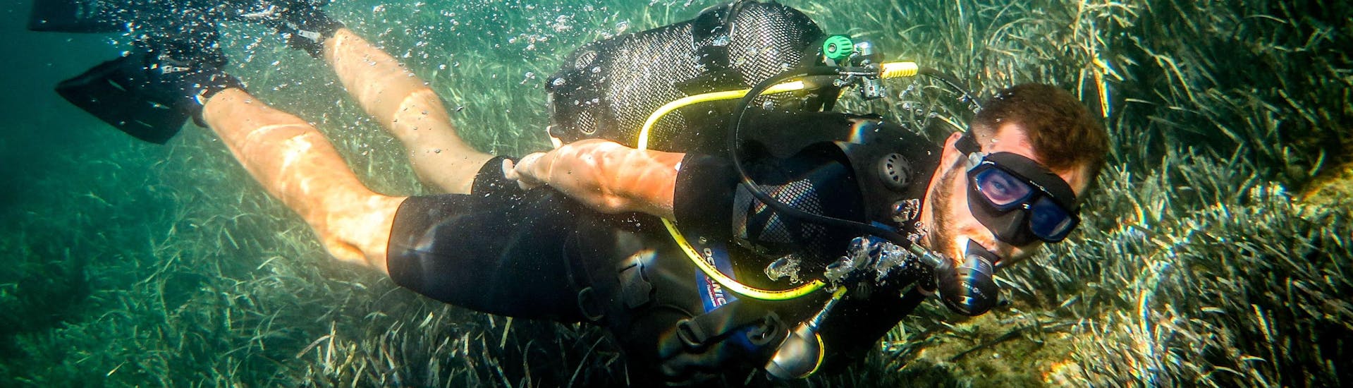 Formation plongée PADI Discover Scuba Diving à Qawra Bay.