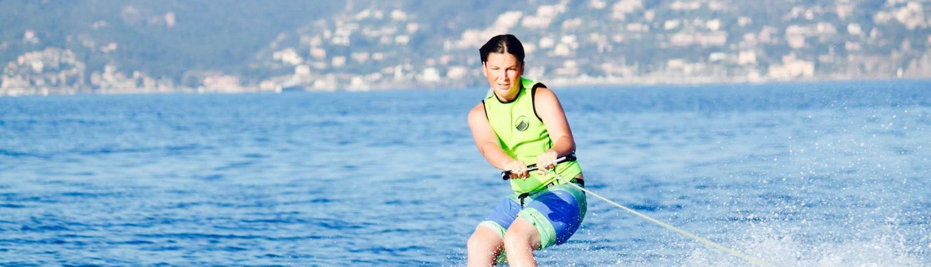 Waterskiing in Cannes with Cannes Esprit Glisse - Hero image