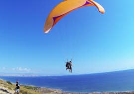 Tandem Paragliding at Costa Blanca - Panorama Flight Someone is flying during the Tandem Paragliding at Costa Blanca - Panorama Flight with Parapente Santa Pola.