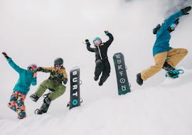 Clases de snowboard a partir de 8 años para avanzados con Snowboard School BoardStars Schladming.