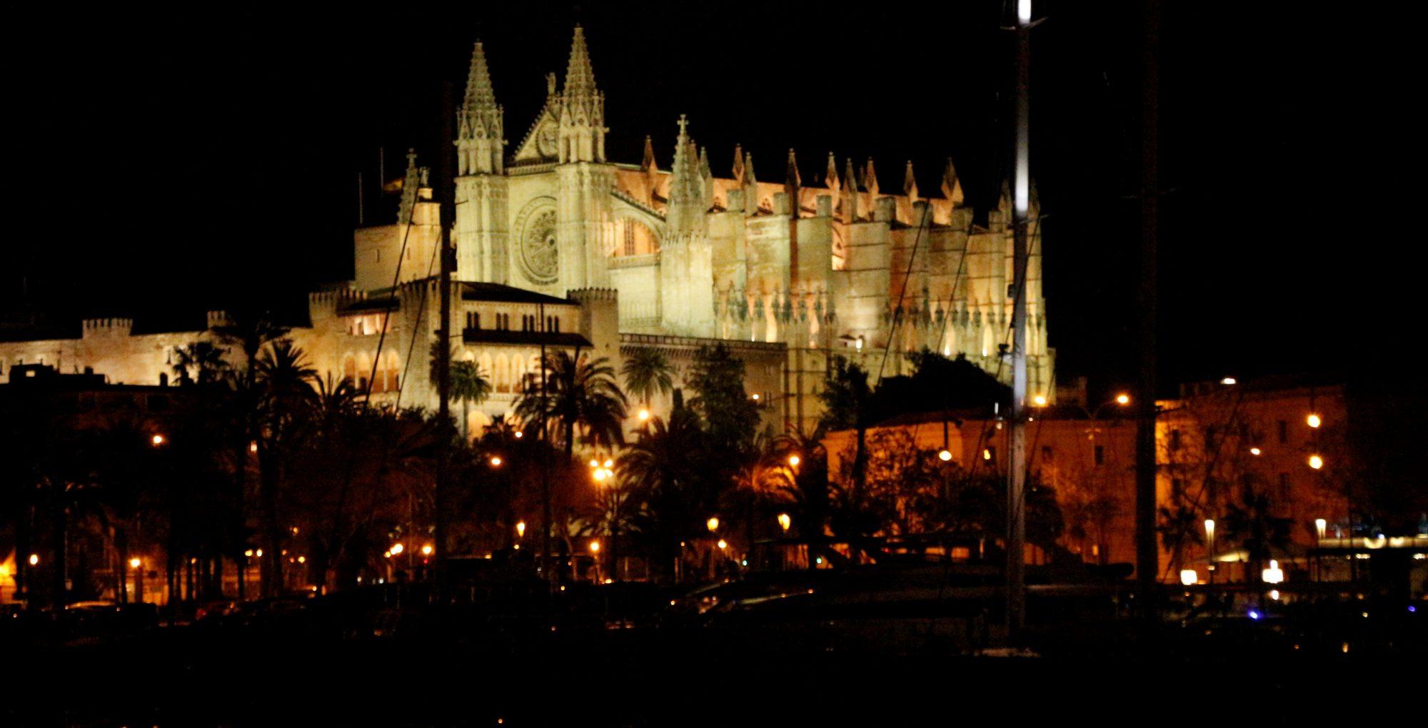 Our boat during the partyboard tour on saturday night Palma de Mallorca with by Barca Samba.