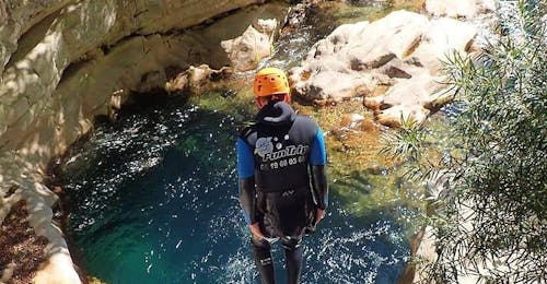 Eenvoudige Canyoning in Tourrettes-sur-Loup - Côte d'Azur met FunTrip Tourrettes-sur-Loup Eenvoudige Canyoning in Tourrettes-sur-Loup - Côte d'Azur met FunTrip Tourrettes-sur-Loup.