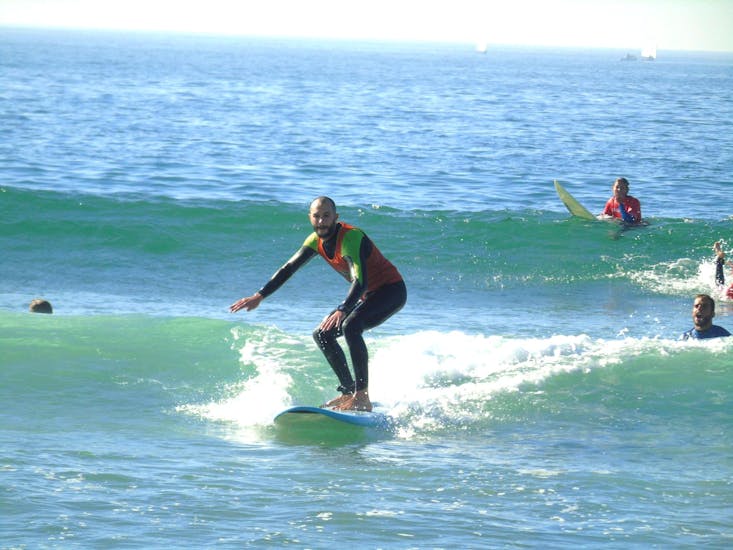 Clase privada de surf en Playa Matosinhos.