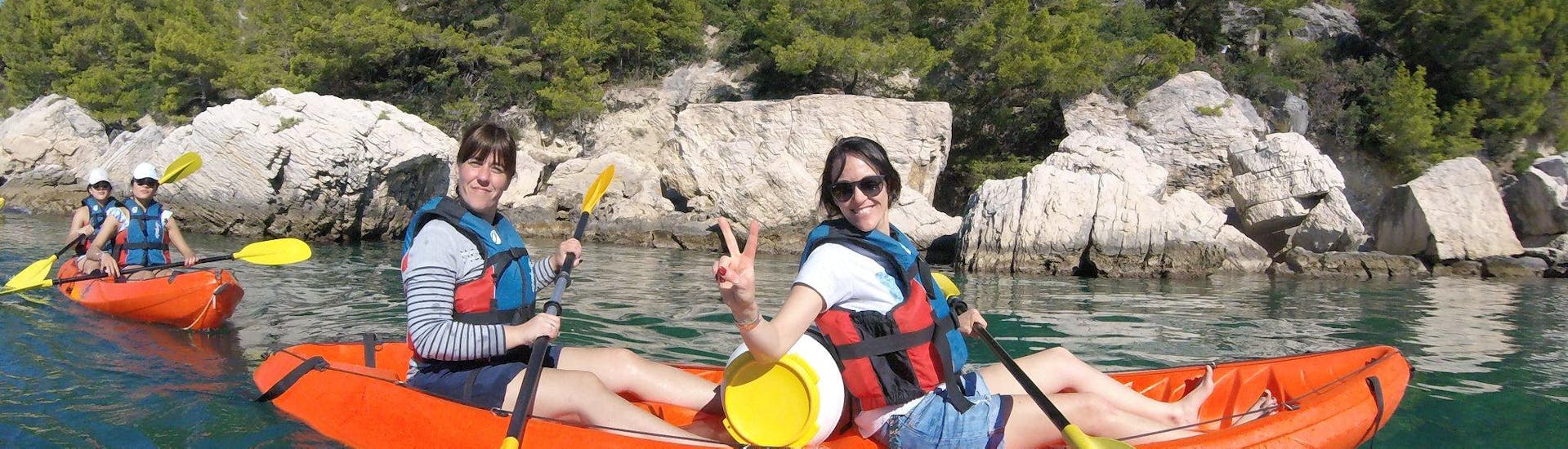 Kayak y piragua fácil en Split - Playa de Bene.