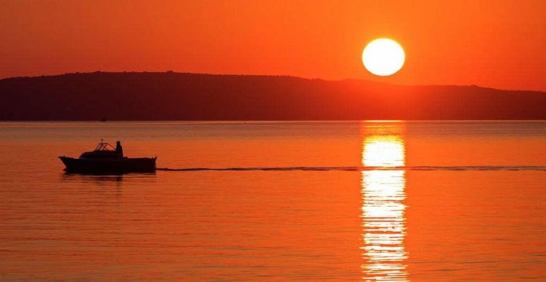 Giro privato in barca al tramonto alle Isole Pakleni.