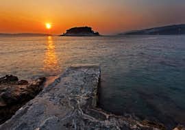 Private Bootstour bei Sonnenuntergan zu den Pakleni Inseln mit Hvar Boats Private Bootstour bei Sonnenuntergan zu den Pakleni Inseln mit Hvar Boats.
