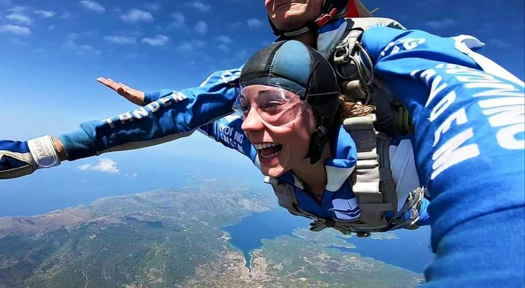 Two people excited during their Tandem Skydive in Hvar from 3000m with Skydiving Tandem Group Croatia.