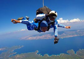 Tandem Skydive in Split from 3000m with Skydiving Tandem Group Croatia