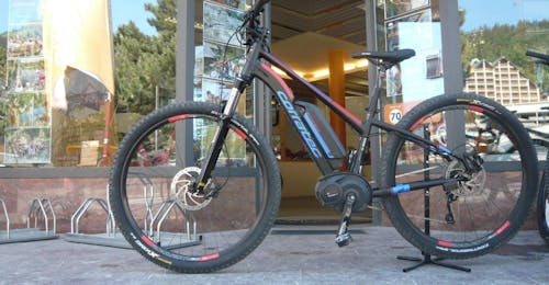 Alquiler de bicicleta eléctrica en Crans-Montana con Swiss Mountain Sports Crans-Montana Alquiler de bicicleta eléctrica en Crans-Montana con Swiss Mountain Sports Crans-Montana.