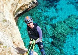 Canyoning sur la côte à Majorque pour Débutants - Coasteering Sud avec Explora Mallorca.