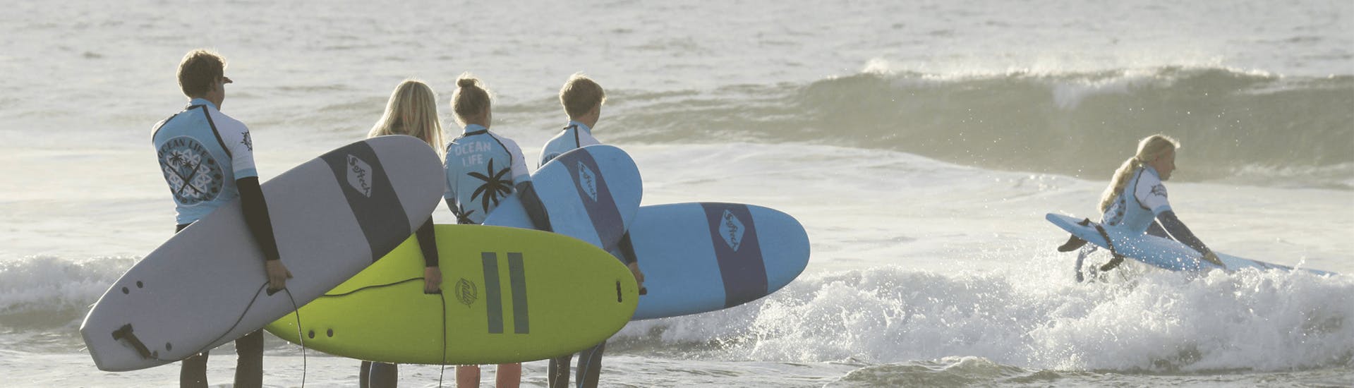 surfing-lessons-for-adults-beginners-tenerife-ocean-life-surf-school-hero