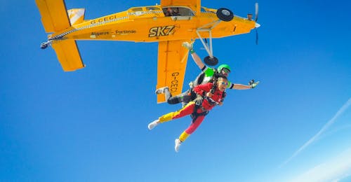 Tandem Fallschirmsprung in Portimão - Aeródromo Municipal de Portimão mit Skydive Seven Algarve Tandem Fallschirmsprung in Portimão - Aeródromo Municipal de Portimão mit Skydive Seven Algarve.