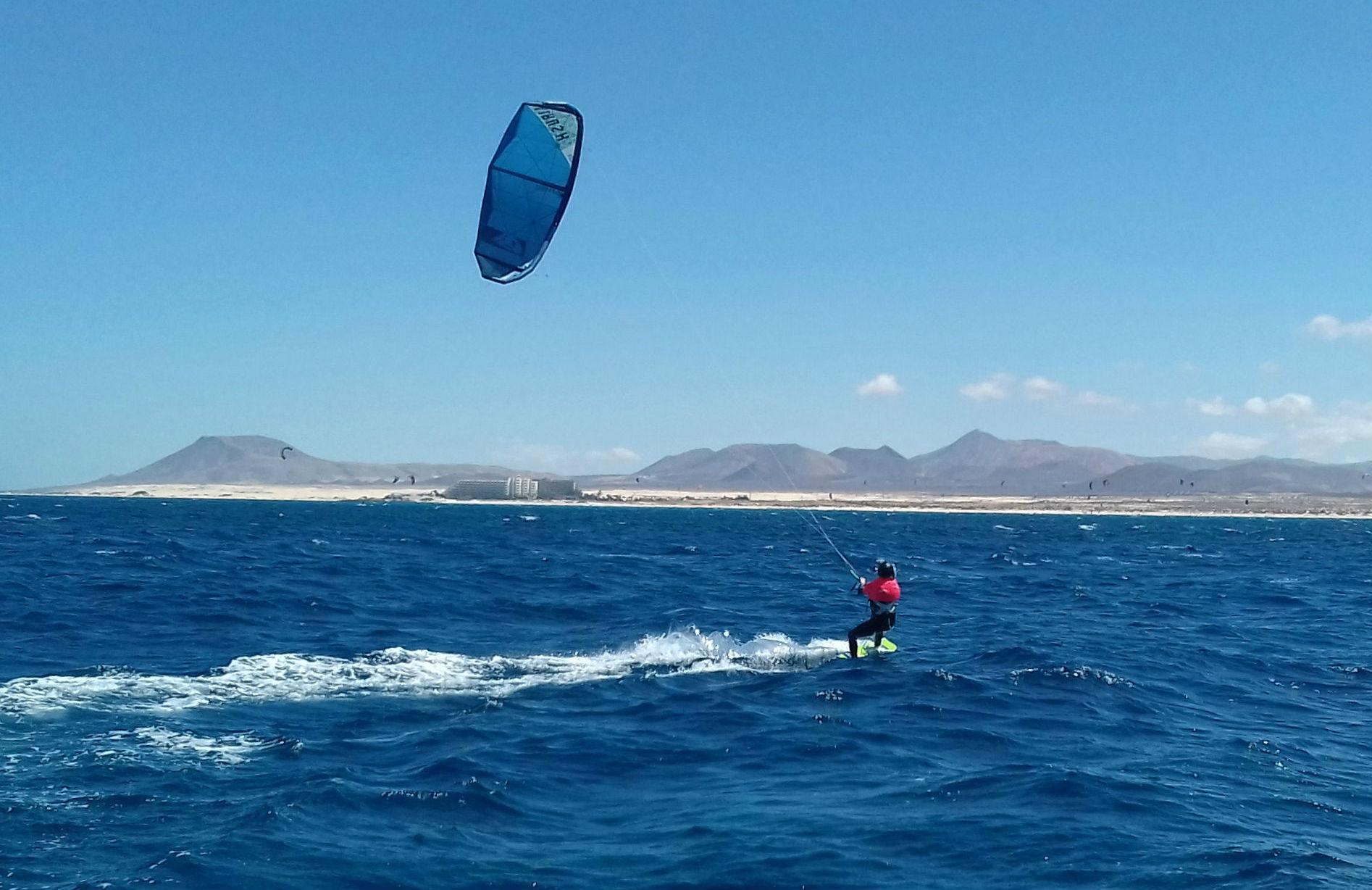 Private Kitesurfing Lessons for Teens & Adults All Levels CBCM