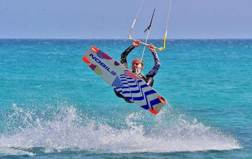 Privater Kitesurfkurs für Jugendliche & Erwachsene .