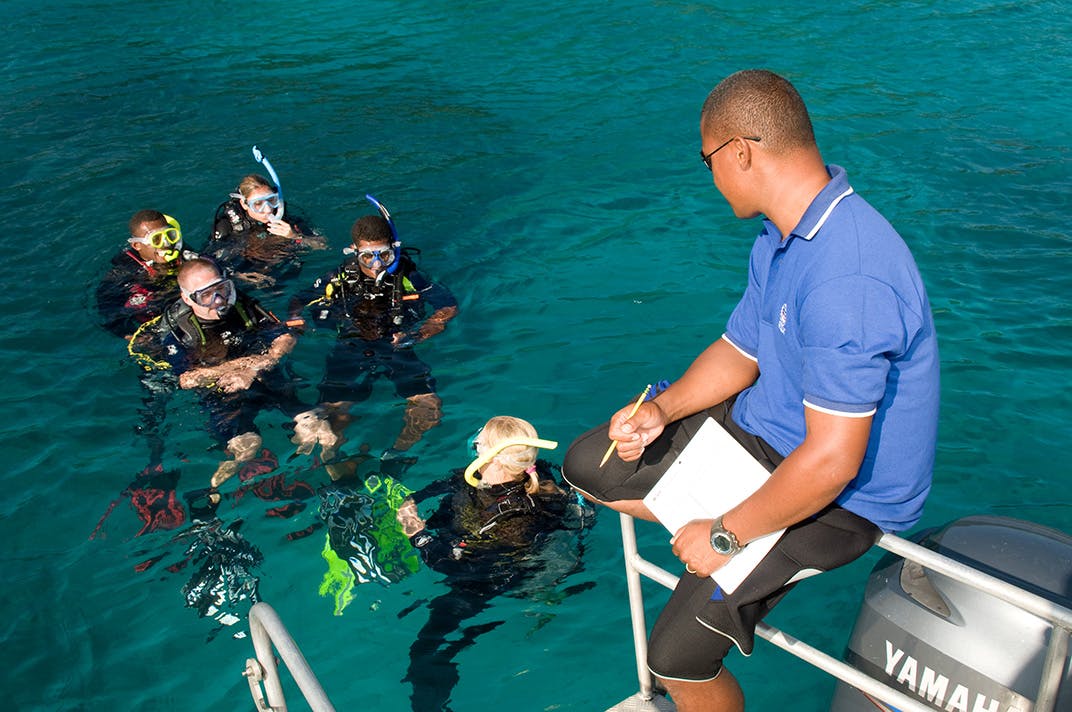 PADI Open Water Diver Course for Beginners in Gran Canaria from Blue Water Diving Gran Canaria.