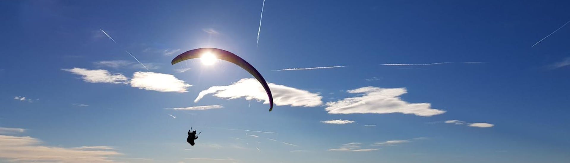 Thermisch tandem paragliding in Cà del Monte (vanaf 10 j.).