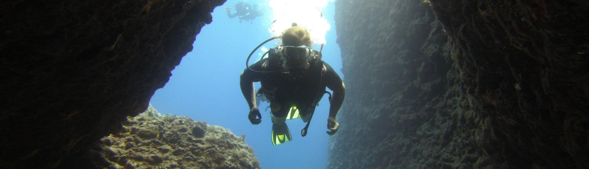 Guided Boat & Shore Dives around Rhodes for Certified Divers.