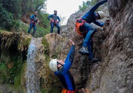 Canyoning "Einzigartig" - Barranco Aiguetas de Barbarruens mit Catalonia Adventures Canyoning "Einzigartig" - Barranco Aiguetas de Barbarruens mit Catalonia Adventures.