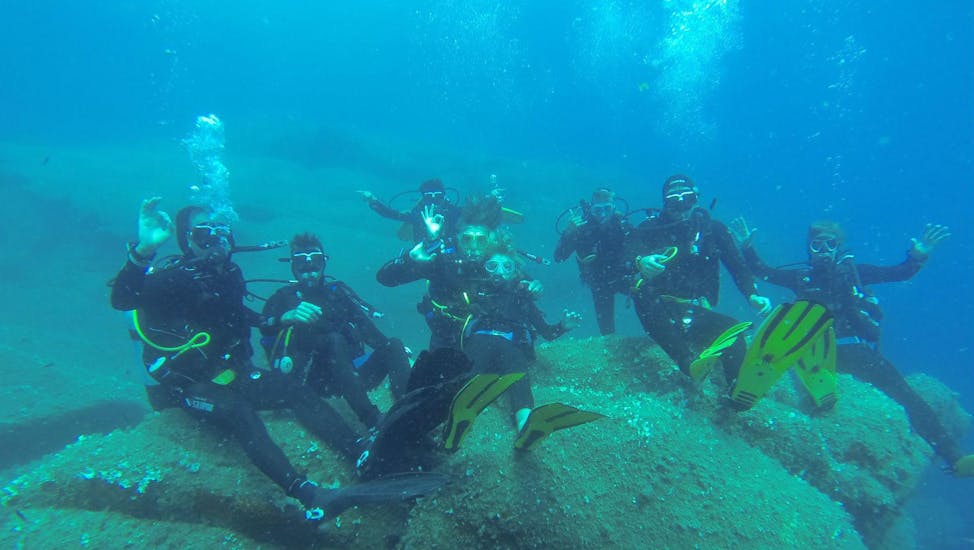 Open Water Diver Kurs für Anfänger in Poltu Quatu.