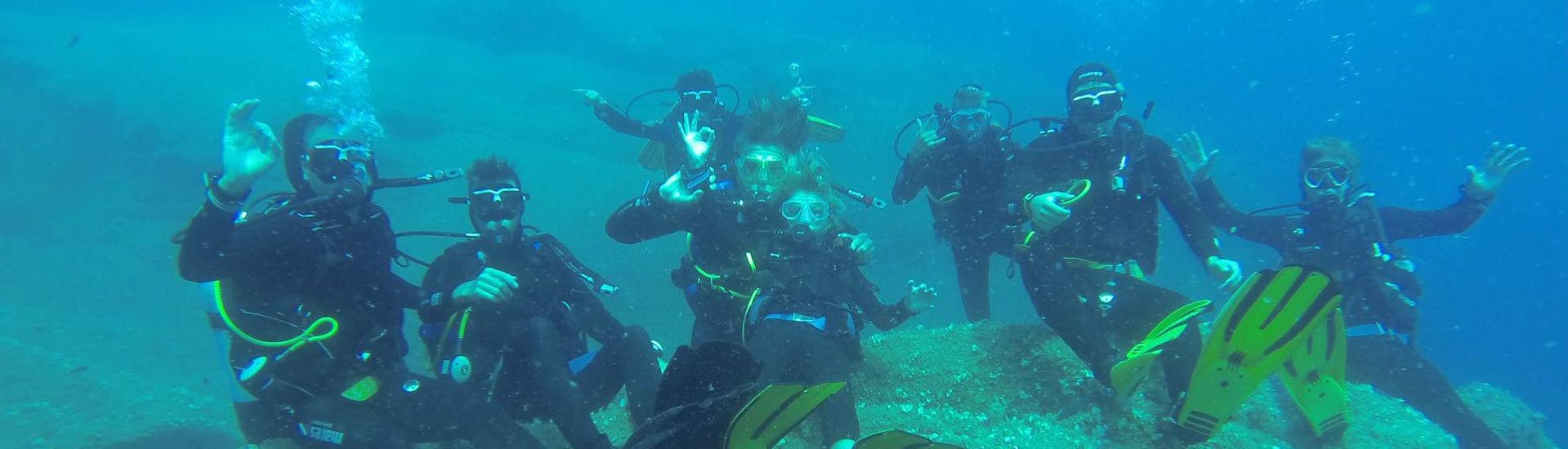 Formation plongée Open Water Diver pour Débutants à Poltu Quatu.