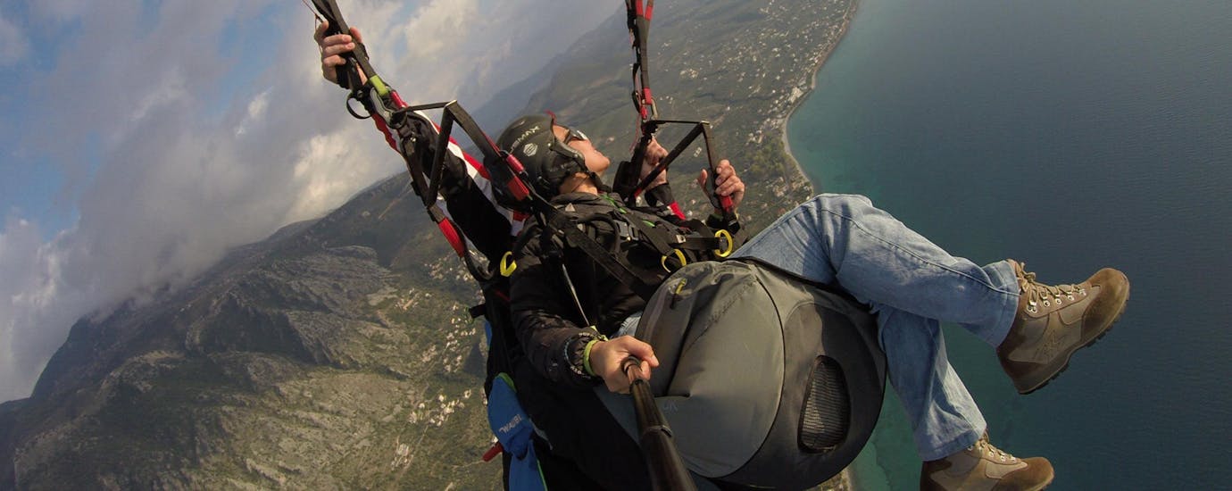 tandem-paragliding-athens-o2paragliding-hero