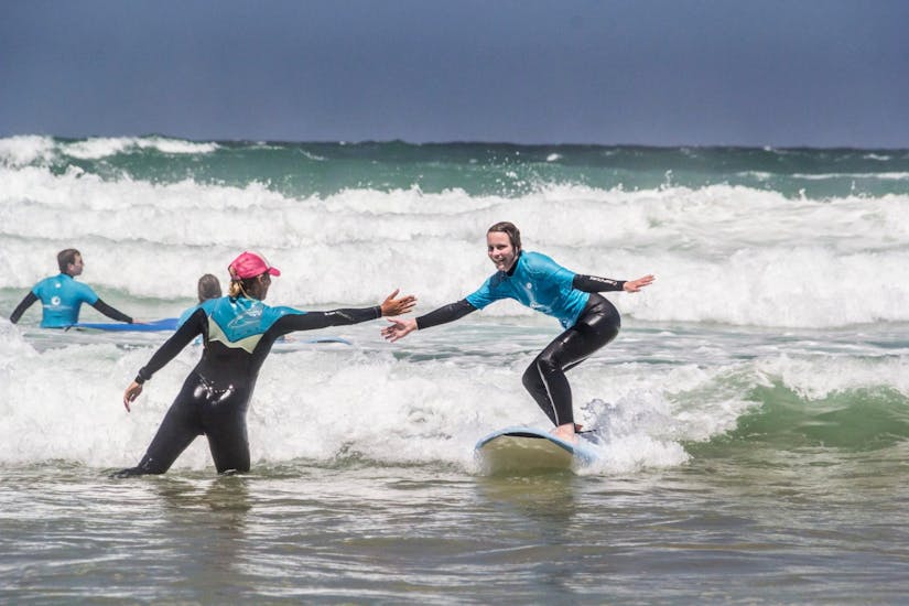 Curso de Surf Privado en Sagres a partir de 12 años para todos los niveles.