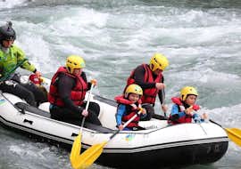 Rafting on the Doron de Bozel for Families with Evolution 2 Peisey Vallandry - H2o Sport A family is taking part into the Rafting on the Doron de Bozel for Families with Evolution 2 Peisey Vallandry - H2o Sport.