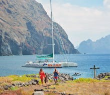 Gita in catamarano da Funchal a Isole Desertas con bagno in mare e osservazione della fauna selvatica con VMT Madeira.