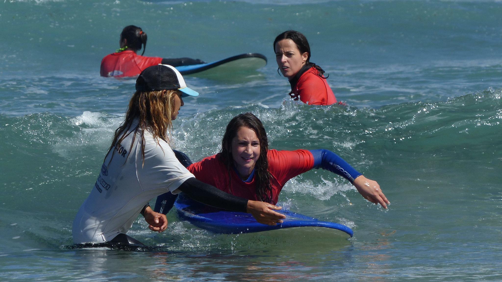 Privater Surfkurs für Kinder & Erwachsene - Alle Levels mit Calima Surf School Lanzarote.