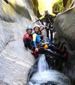 Familien-Canyoning in Corippo im Tessin mit Purelements Ticino.