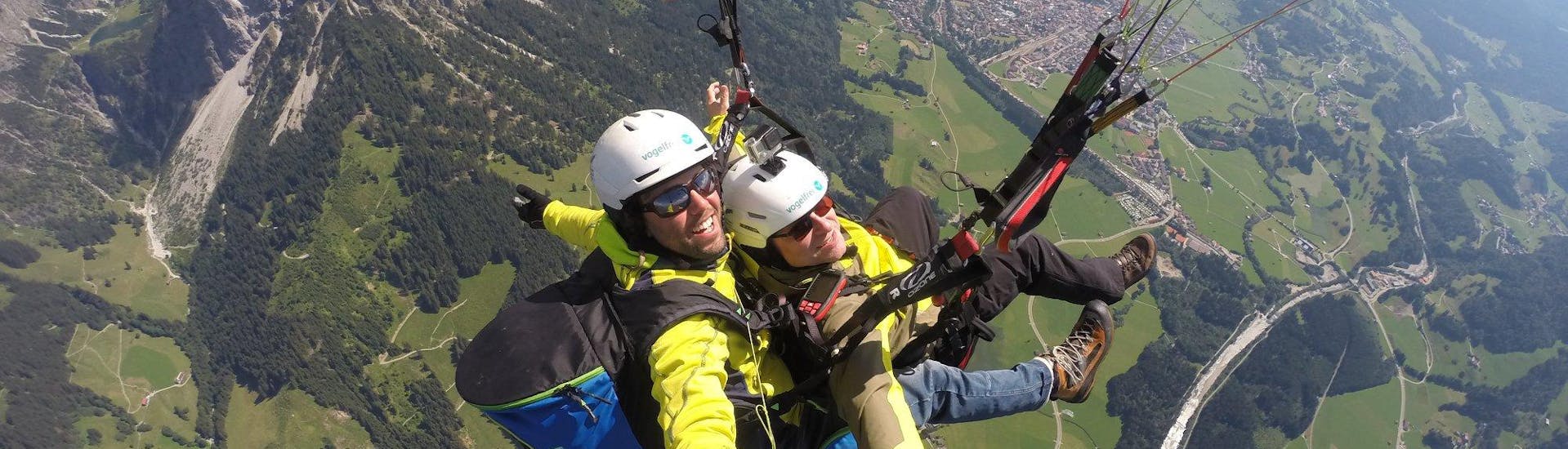 Tandem Paragliding in Oberstdorf from Nebelhorn.
