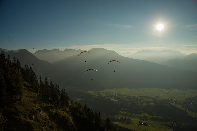 Die Aussicht während Tandem Paragliding an der Hörnerbahn - Panorama Plus Flug