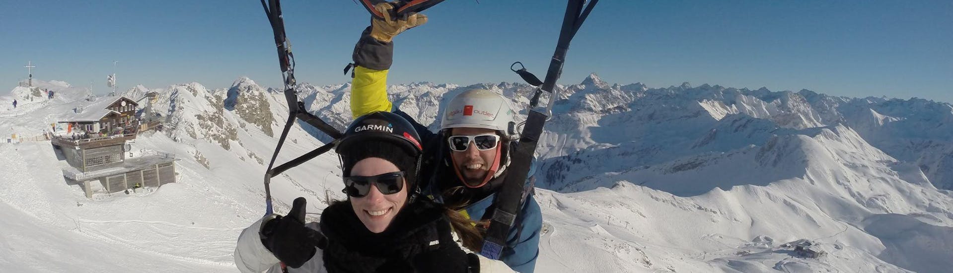 Tandem Paragliding from Nebelhorn in Winter with vogelfrei Allgäu - Hero image
